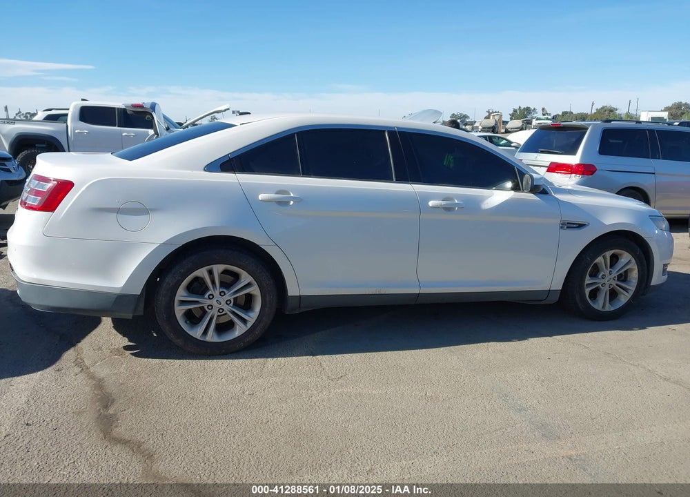 2015 FORD TAURUS VIN: 1FAHP2E85FG122562
