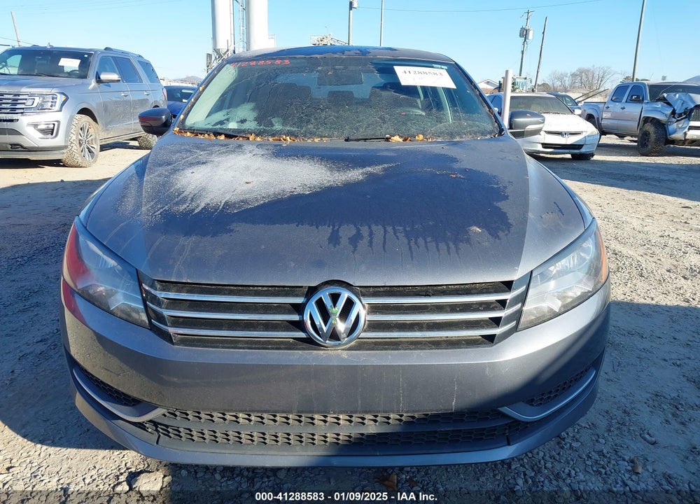 2014 VOLKSWAGEN PASSAT 2.5L S VIN: 1VWAP7A3XEC023550