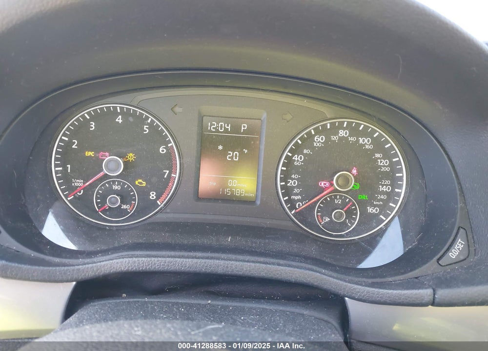 2014 VOLKSWAGEN PASSAT 2.5L S VIN: 1VWAP7A3XEC023550
