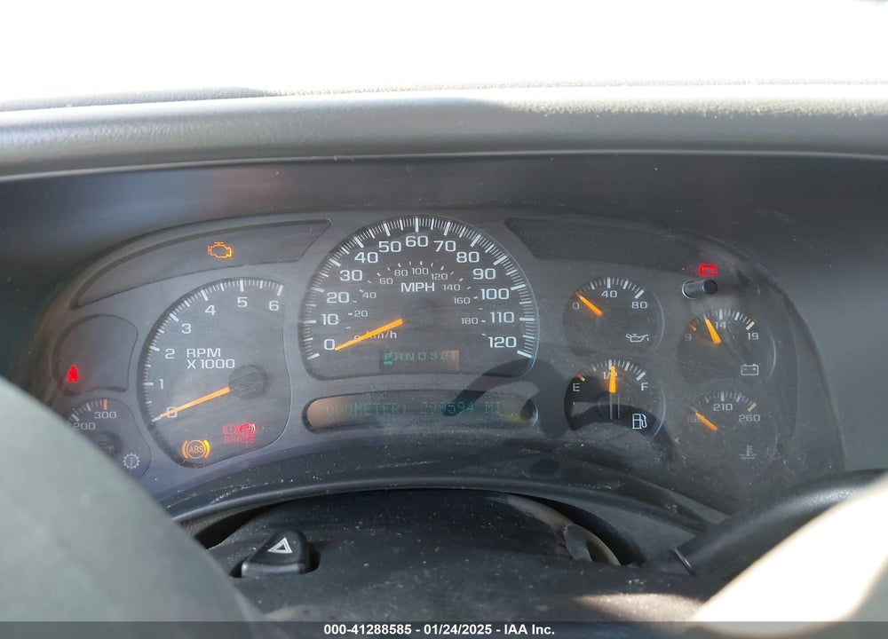 2003 CHEVROLET SILVERADO 2500HD LS VIN: 1GCHK23U13F258343