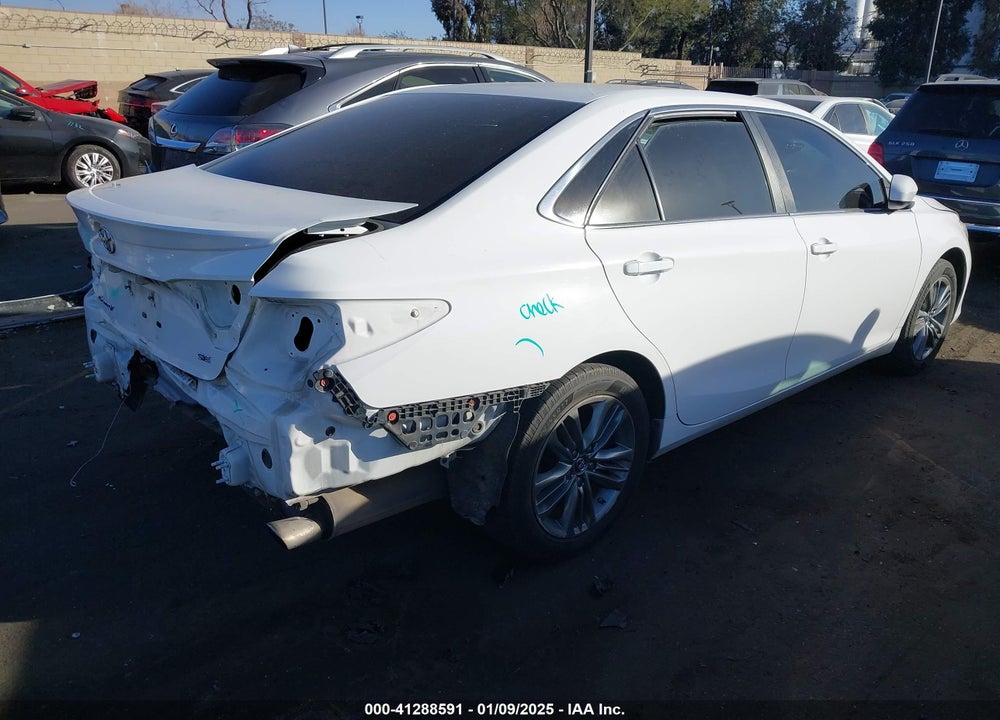 2017 TOYOTA CAMRY SE VIN: 4T1BF1FK8HU682406