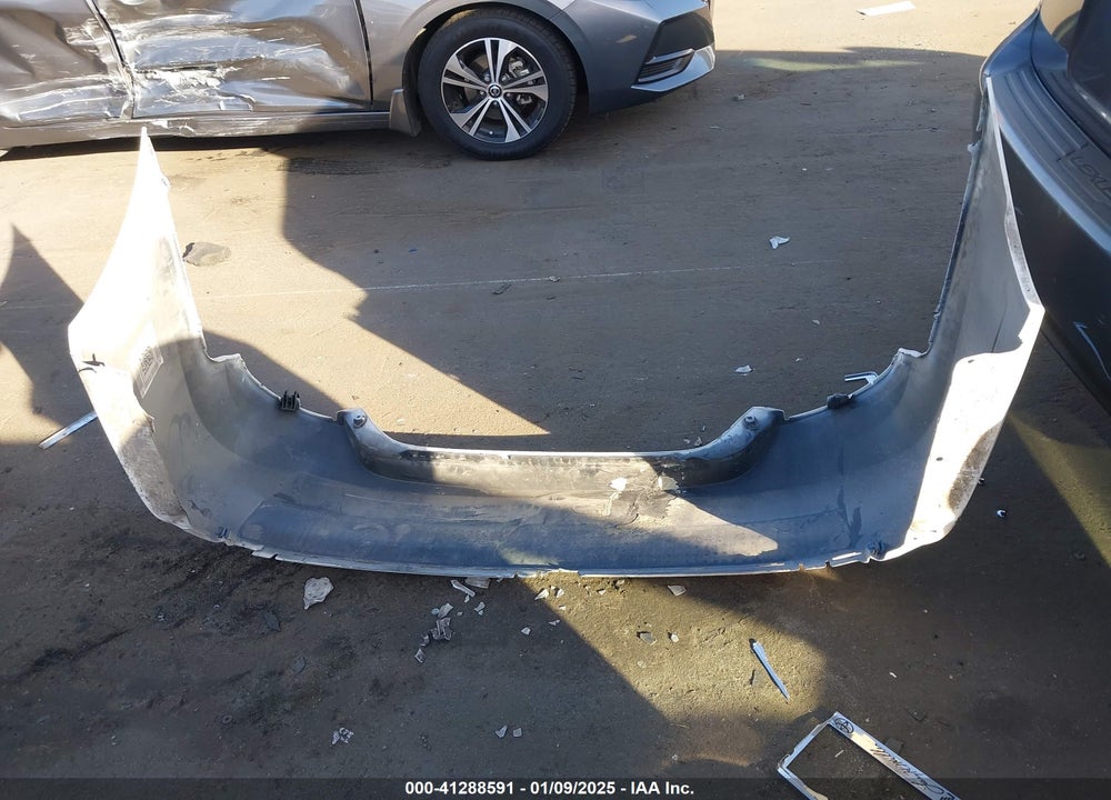 2017 TOYOTA CAMRY SE VIN: 4T1BF1FK8HU682406