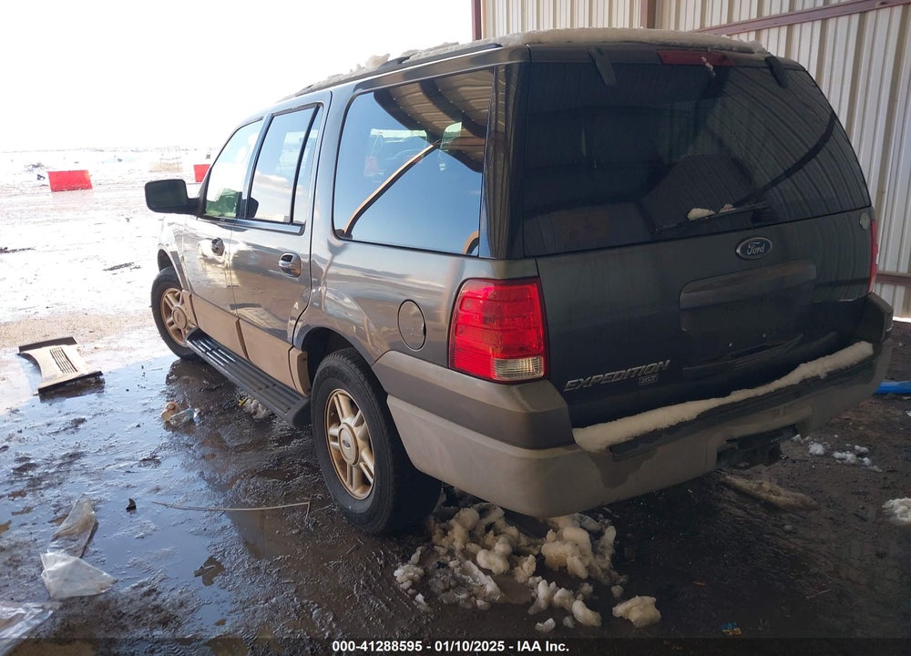 2003 FORD EXPEDITION XLT VIN: 1FMRU15W23LC60249