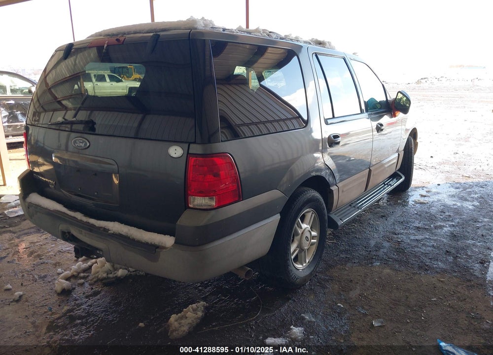 2003 FORD EXPEDITION XLT VIN: 1FMRU15W23LC60249