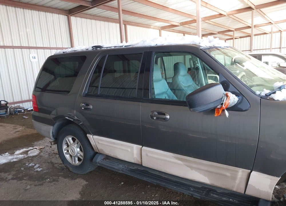 2003 FORD EXPEDITION XLT VIN: 1FMRU15W23LC60249