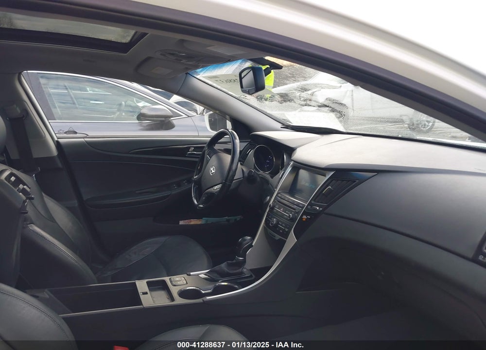2014 HYUNDAI SONATA VIN: 5NPEC4AC4EH878473