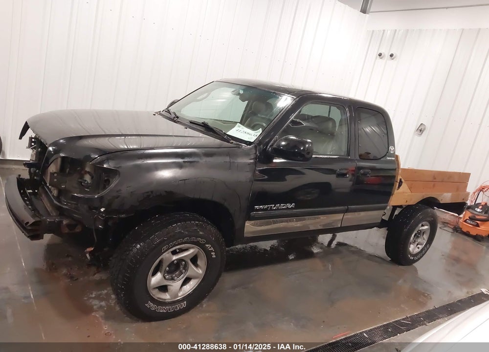 2000 TOYOTA TUNDRA LTD V8 VIN: 5TBBT4810YS120810