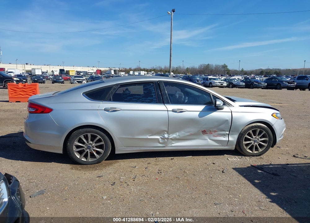 2017 FORD FUSION VIN: 3FA6P0H72HR230633