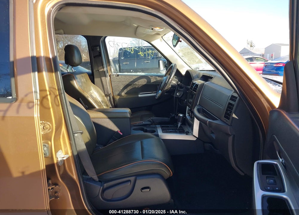 2011 JEEP LIBERTY SPORT VIN: 1J4PN2GK6BW557914
