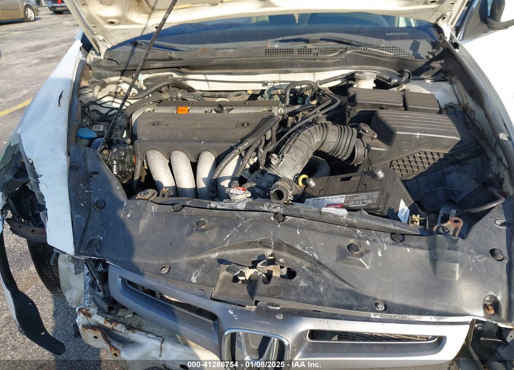 2004 HONDA ACCORD 2.4 LX VIN: 1HGCM56384A175310
