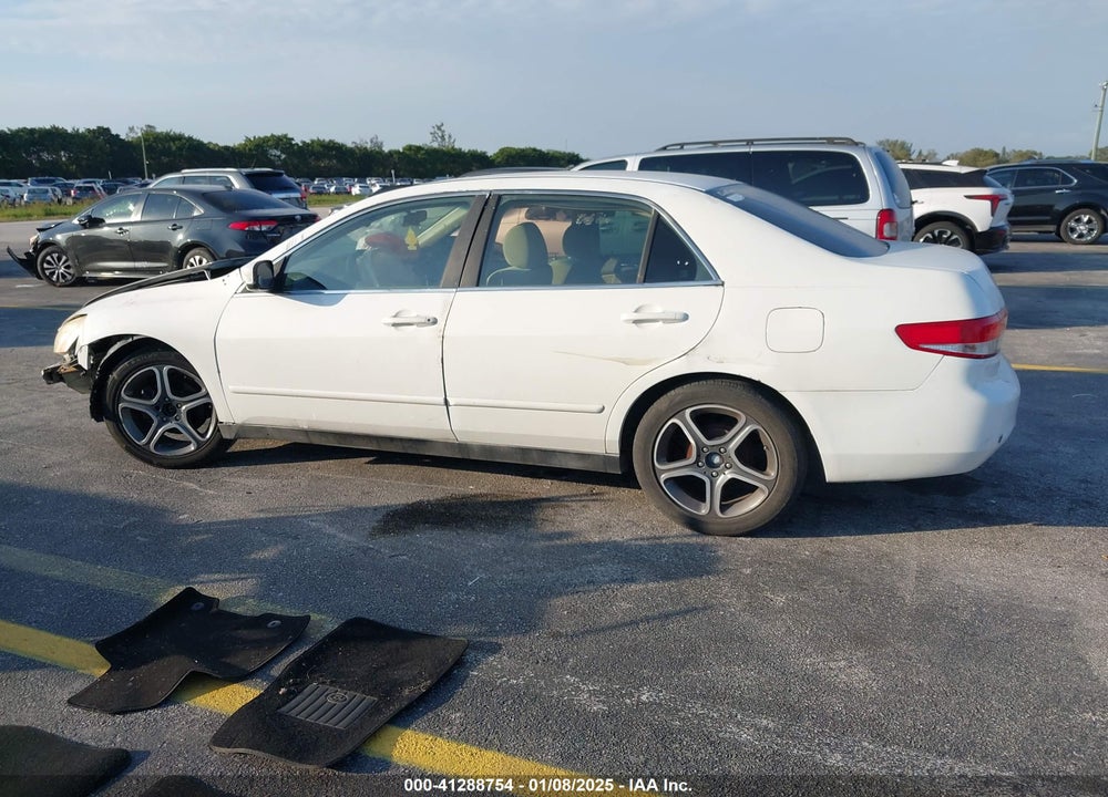 2004 HONDA ACCORD 2.4 LX VIN: 1HGCM56384A175310