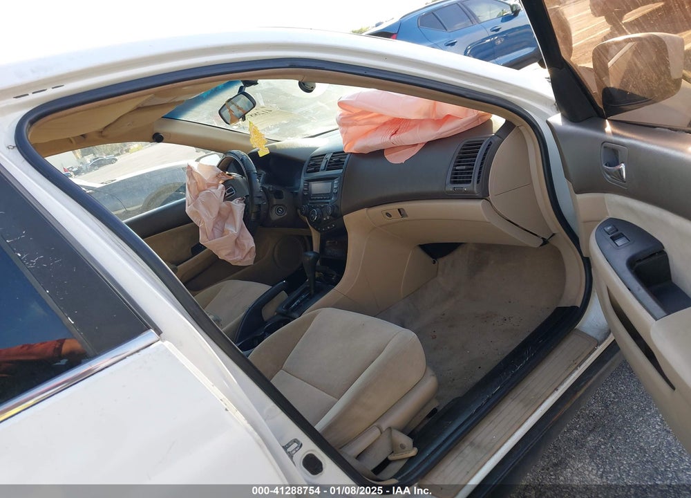 2004 HONDA ACCORD 2.4 LX VIN: 1HGCM56384A175310