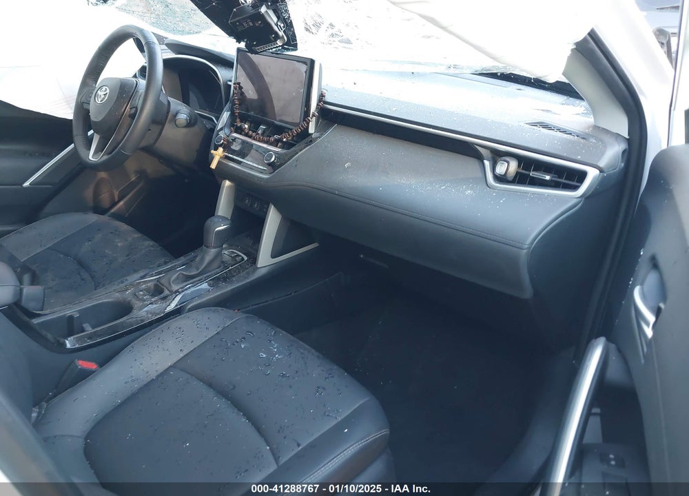 2024 TOYOTA COROLLA CROSS XLE VIN: 7MUDAAAG0RV095871