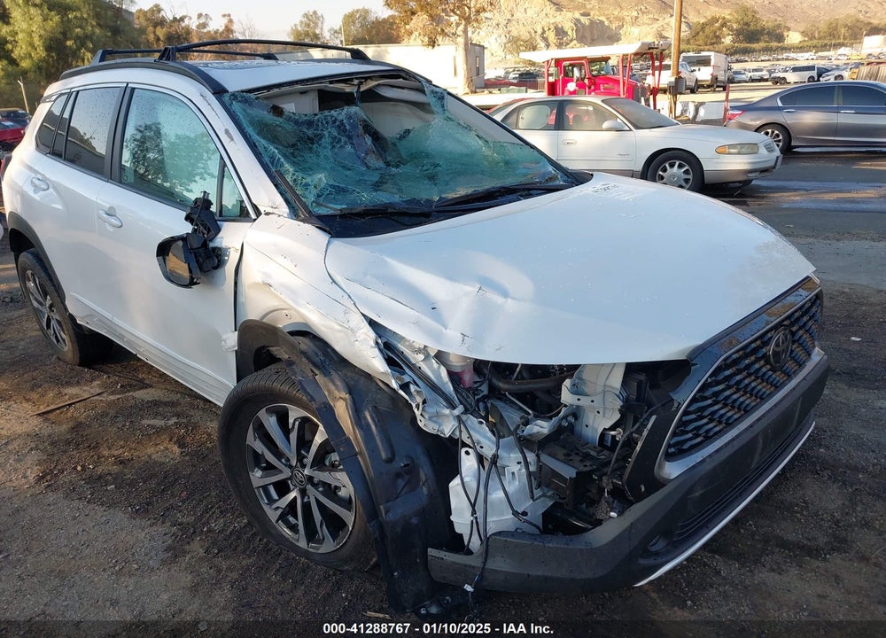 2024 TOYOTA COROLLA CROSS XLE VIN: 7MUDAAAG0RV095871