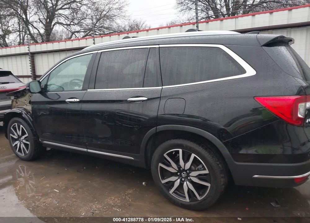 2020 HONDA PILOT 2WD TOURING 7 PASSENGER VIN: 5FNYF5H64LB000287