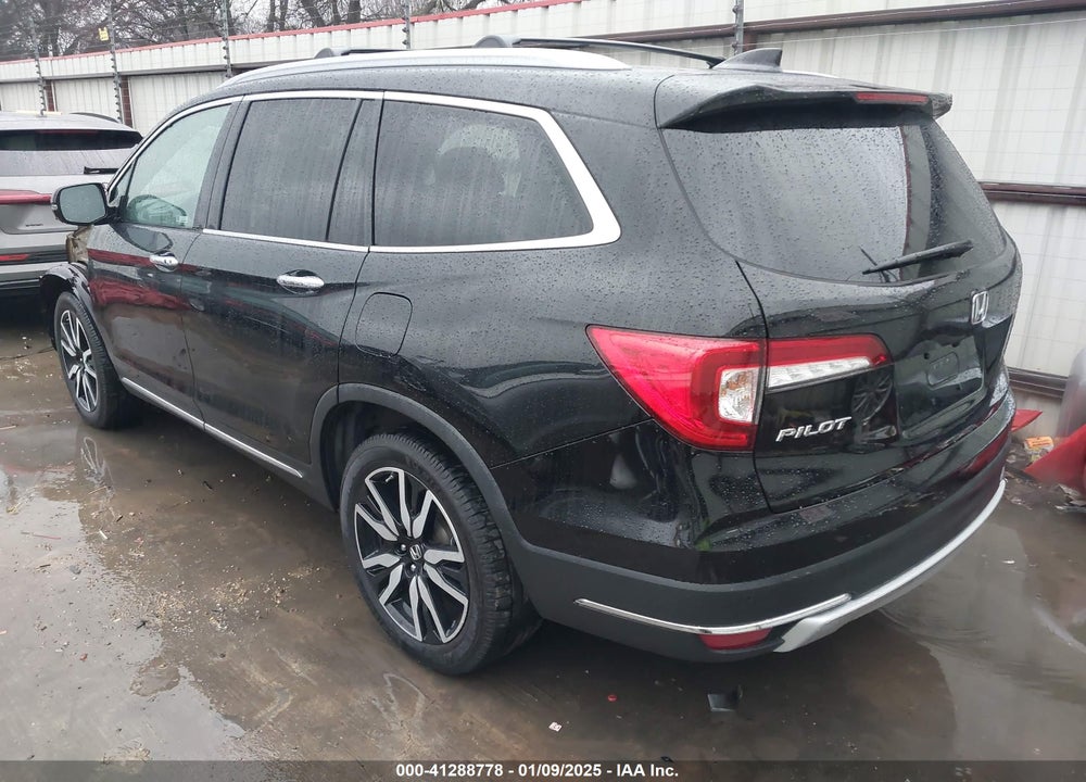 2020 HONDA PILOT 2WD TOURING 7 PASSENGER VIN: 5FNYF5H64LB000287
