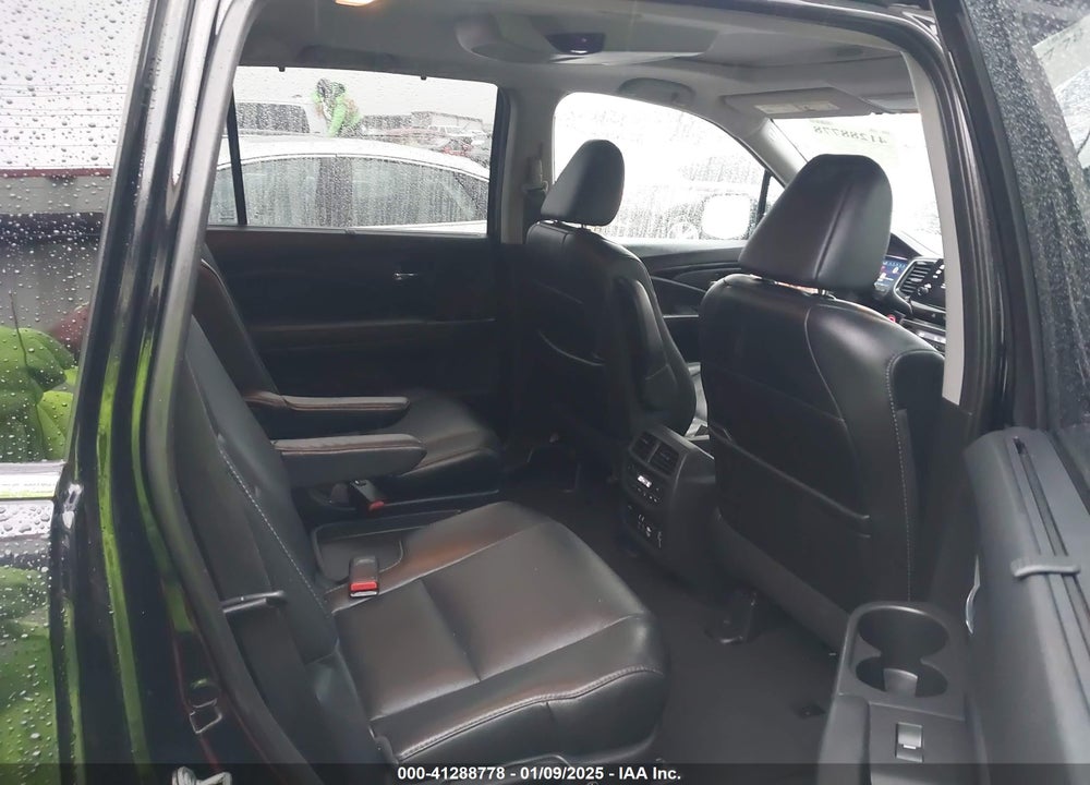 2020 HONDA PILOT 2WD TOURING 7 PASSENGER VIN: 5FNYF5H64LB000287