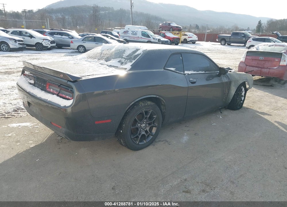 2018 DODGE CHALLENGER VIN: 2C3CDZGG7JH133056