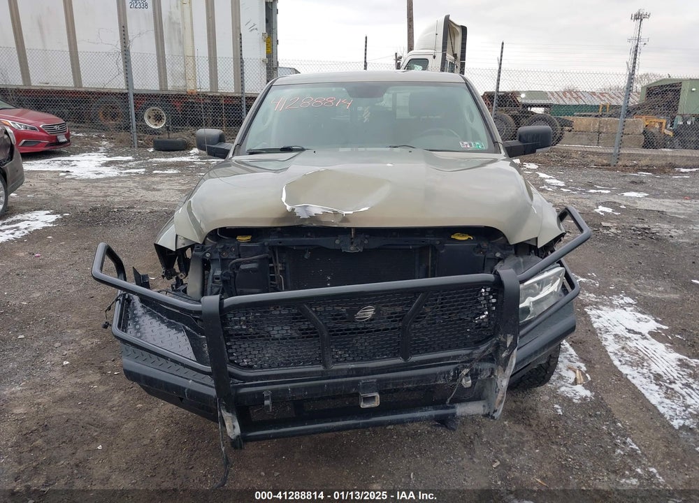 2013 RAM 1500 VIN: 1C6RR7GT2DS653744