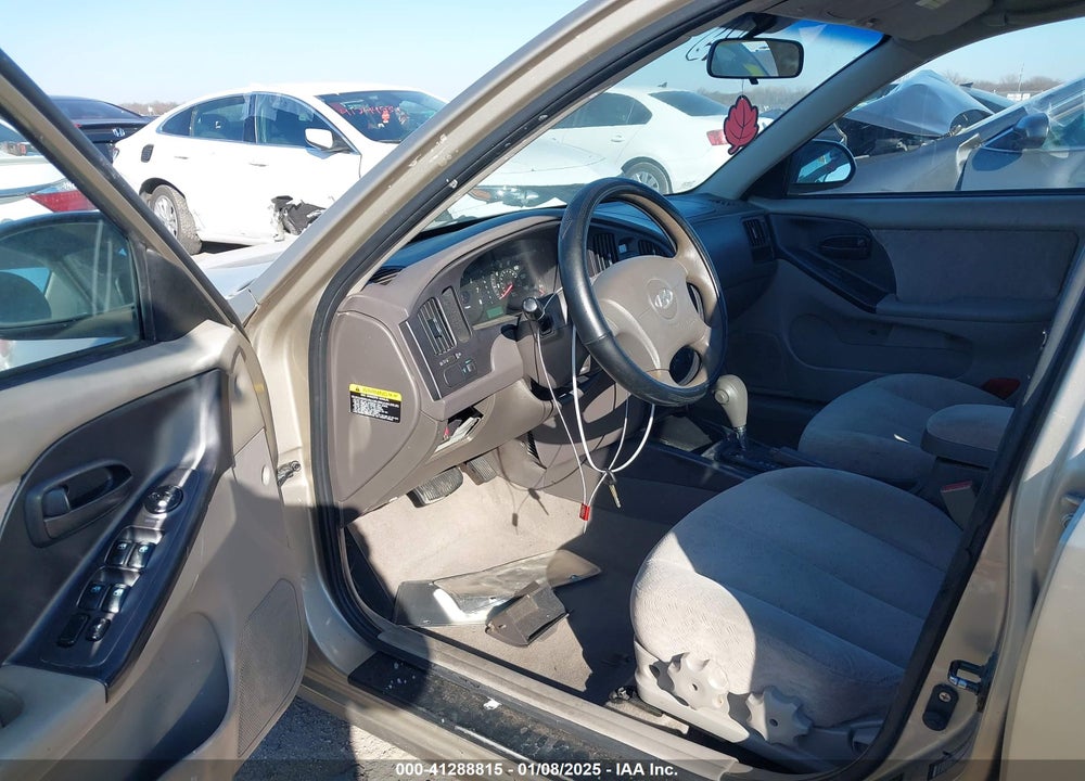 2005 HYUNDAI ELANTRA GLS/GT VIN: KMHDN46D25U959965