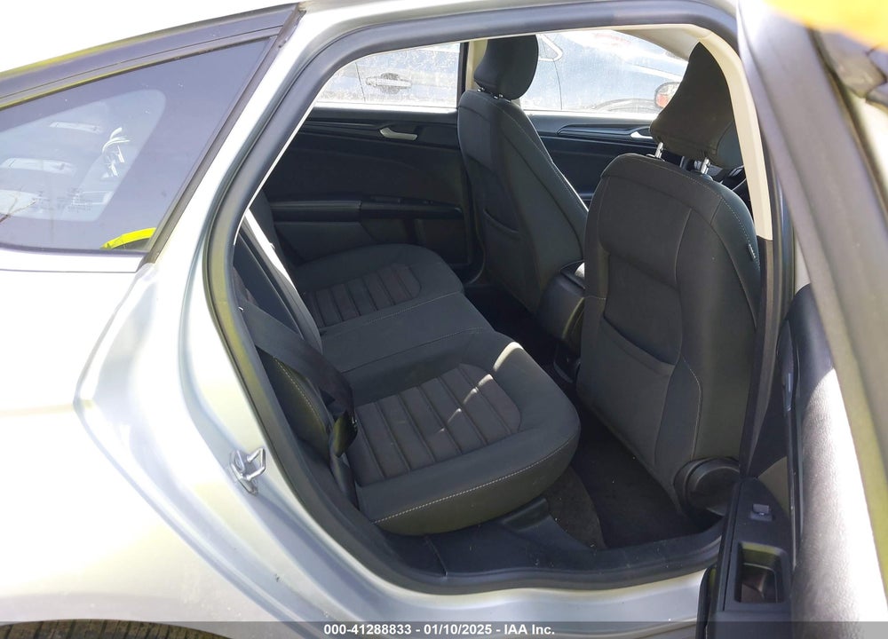 2018 FORD FUSION VIN: 3FA6P0G76JR184442