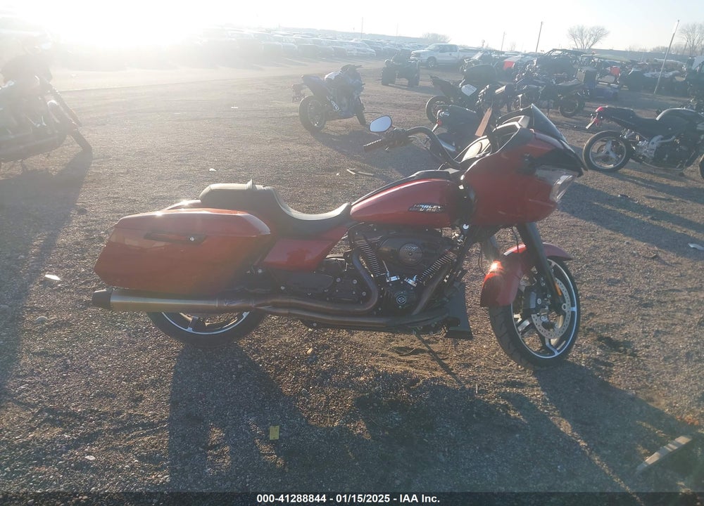 2024 HARLEY-DAVIDSON FLTRX VIN: 1HD1KH712RB608923