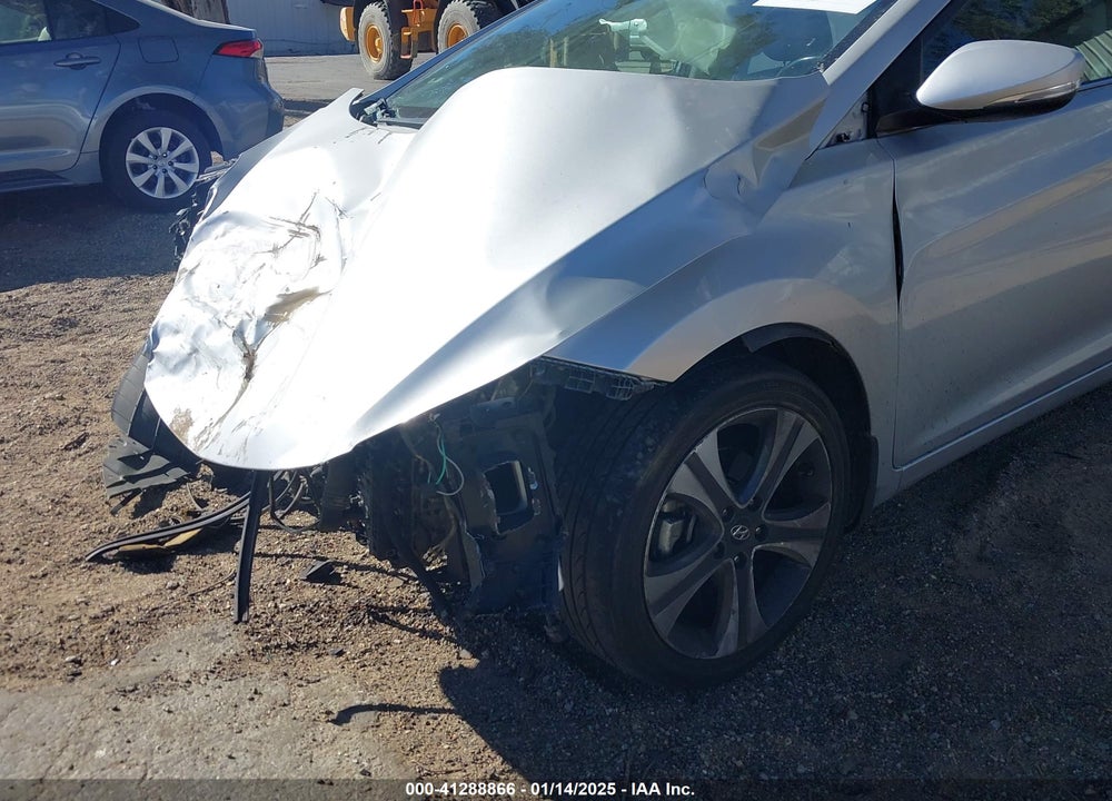 2015 HYUNDAI ELANTRA VIN: KMHDH4AH3FU283934