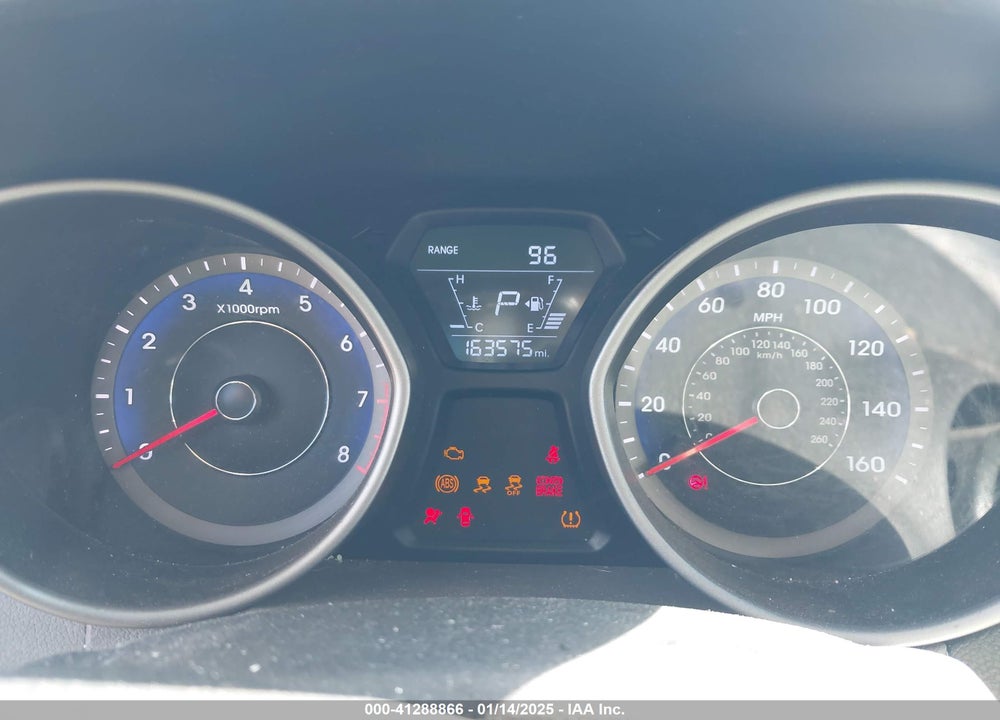 2015 HYUNDAI ELANTRA VIN: KMHDH4AH3FU283934