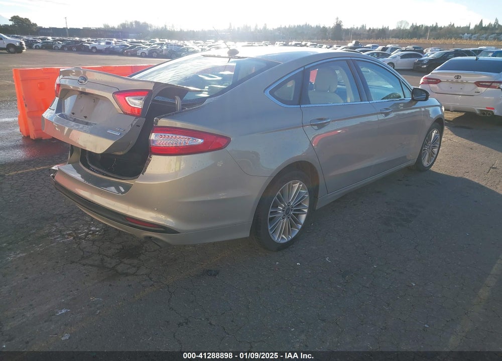 2015 FORD FUSION VIN: 3FA6P0HDXFR106080