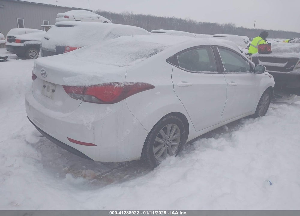 2016 HYUNDAI ELANTRA VIN: 5NPDH4AE0GH691698