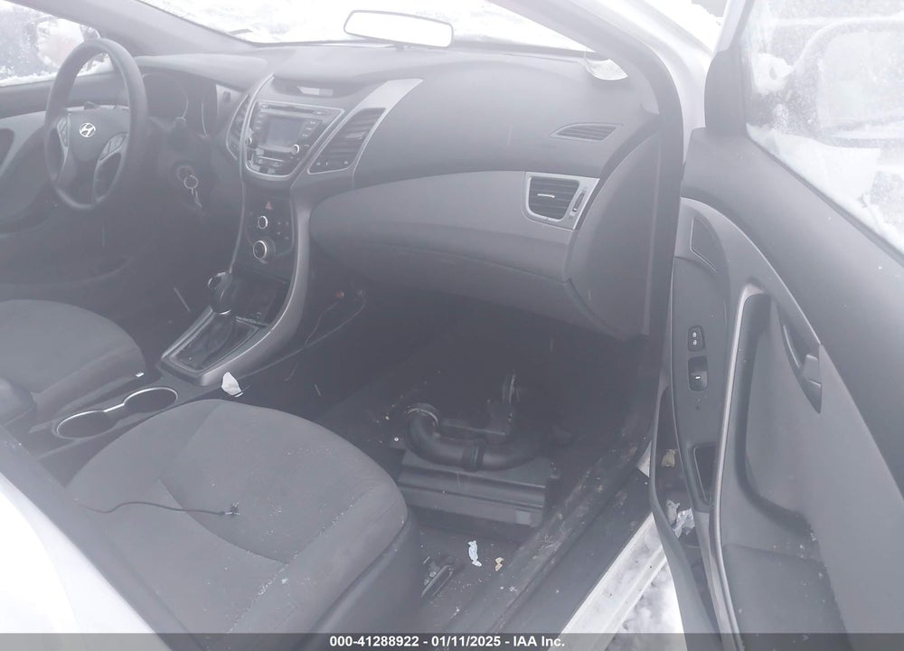 2016 HYUNDAI ELANTRA VIN: 5NPDH4AE0GH691698