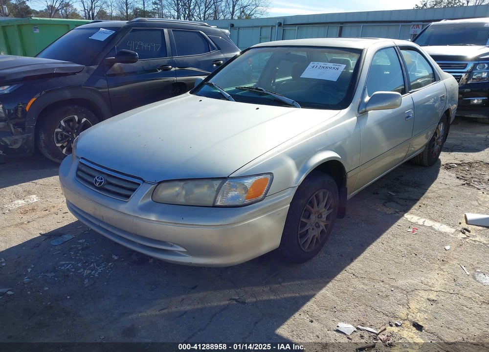 2000 TOYOTA CAMRY LE VIN: 4T1BG22K0YU713074