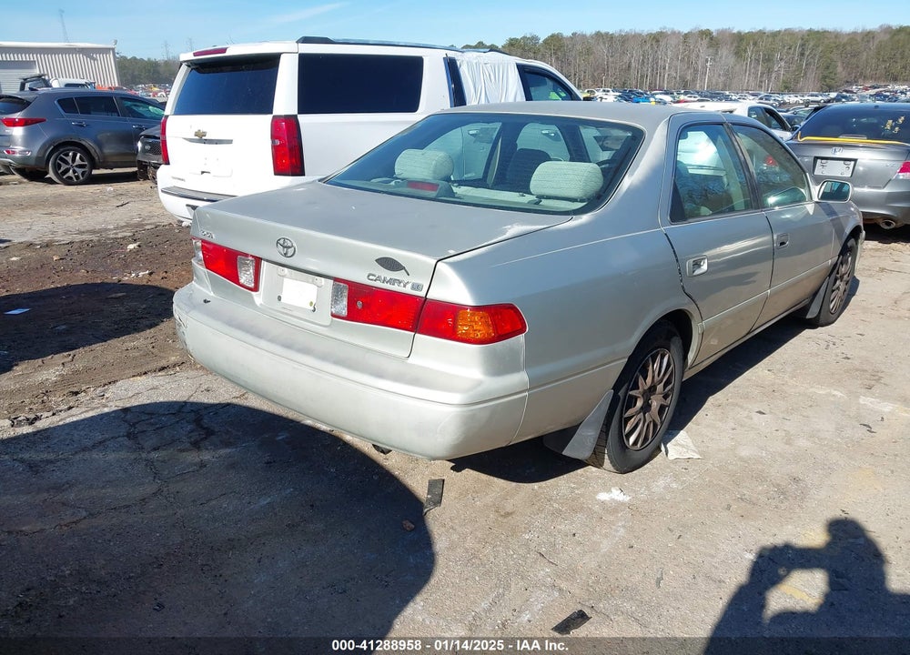 2000 TOYOTA CAMRY LE VIN: 4T1BG22K0YU713074