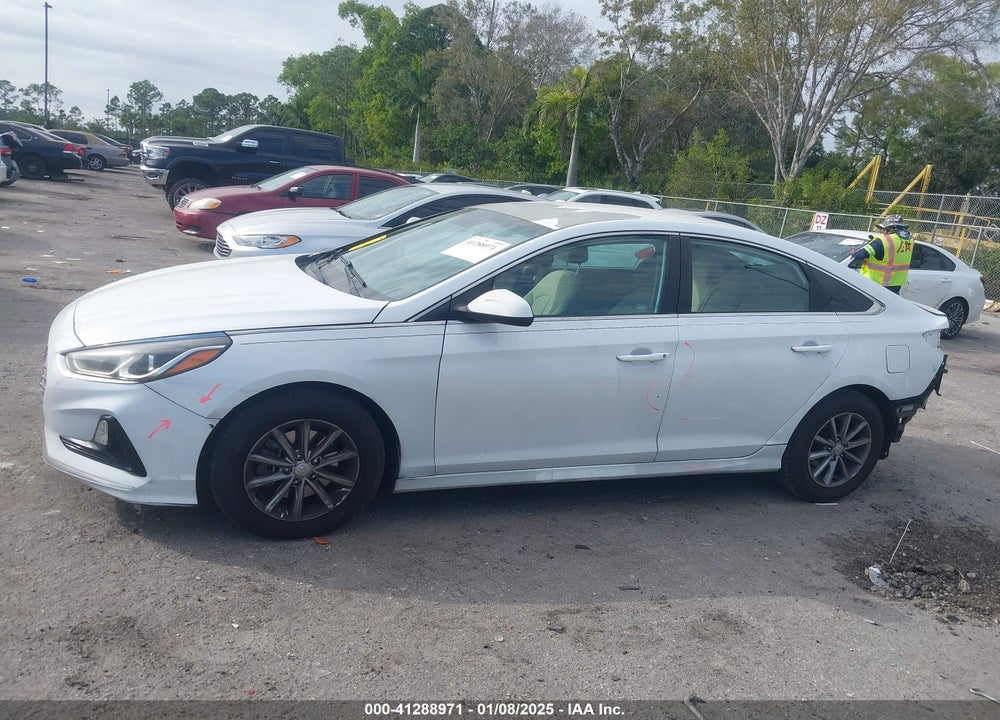 2018 HYUNDAI SONATA VIN: 5NPE24AF9JH624765