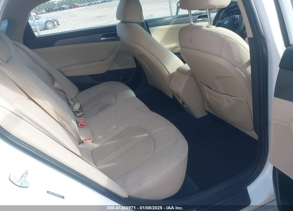 2018 HYUNDAI SONATA VIN: 5NPE24AF9JH624765