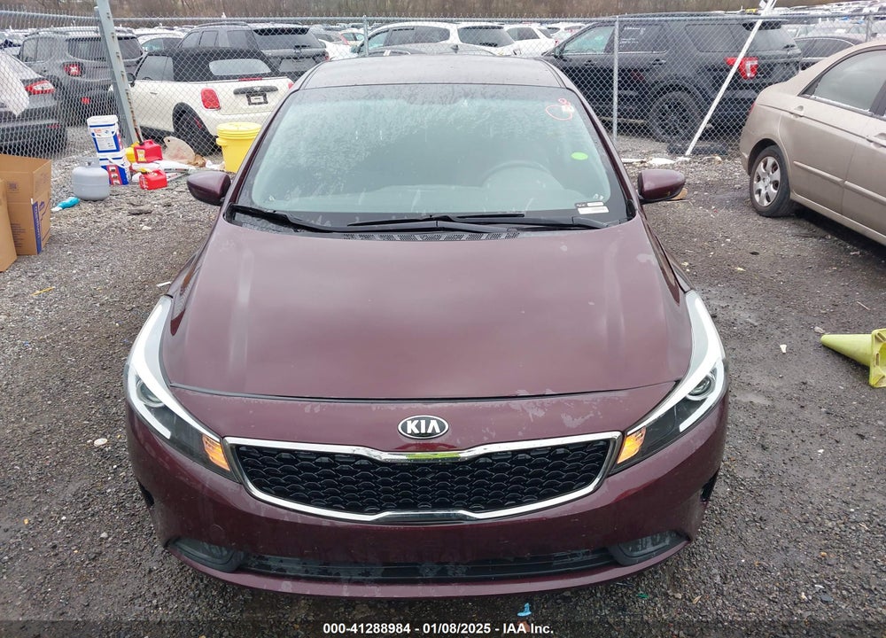 2017 KIA FORTE VIN: 3KPFK4A77HE082478