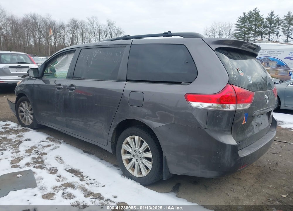 2012 TOYOTA SIENNA LE 7 PASSENGER VIN: 5TDJK3DC0CS036146