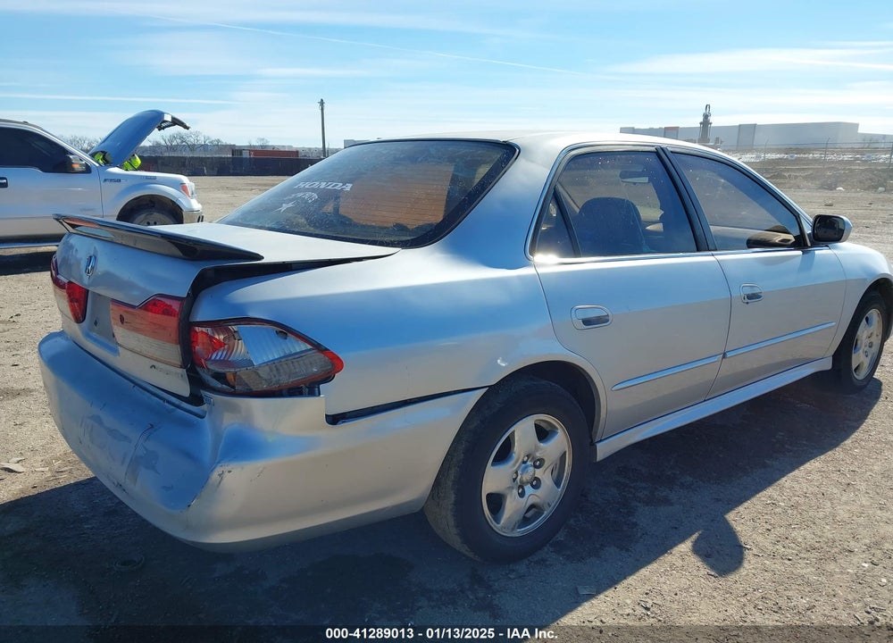 2002 HONDA ACCORD 3.0 EX VIN: 1HGCG16562A016798