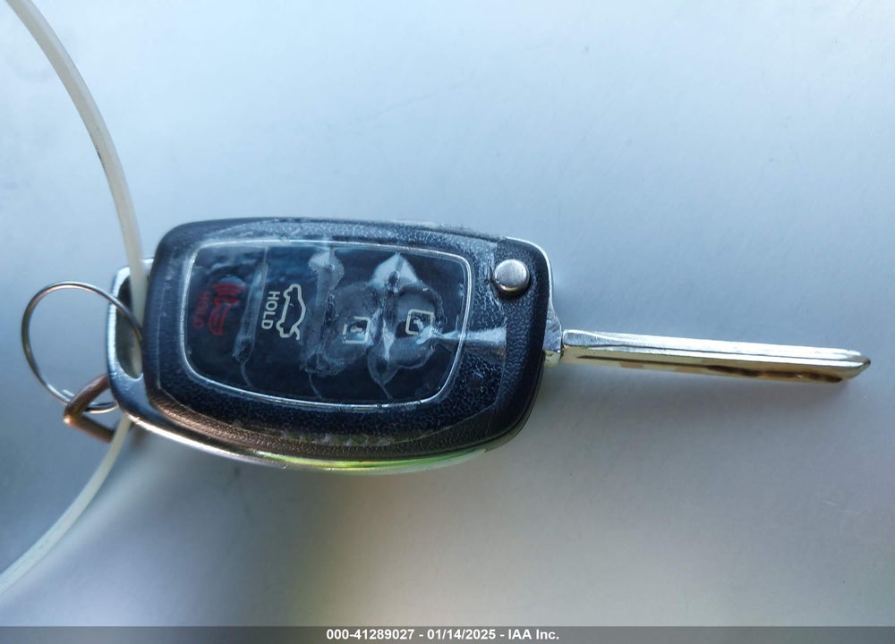 2015 HYUNDAI SONATA SE VIN: 5NPE24AFXFH220641