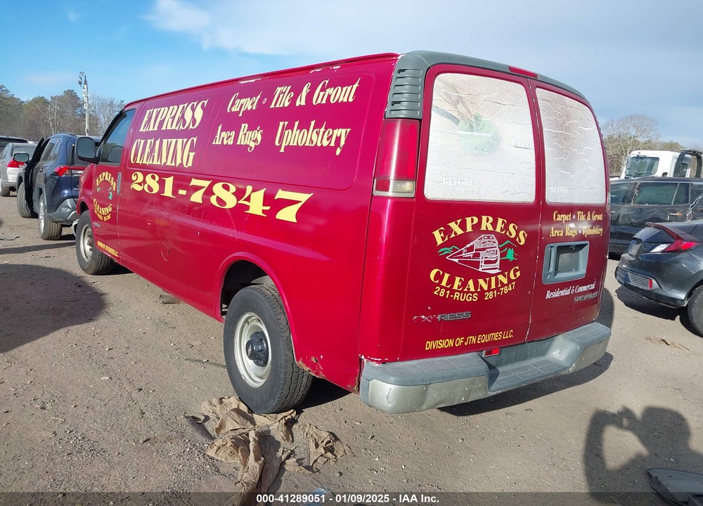 2001 CHEVROLET EXPRESS VIN: 1GCHG39RX11175305