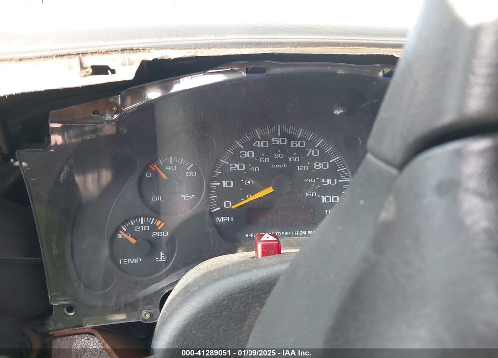 2001 CHEVROLET EXPRESS VIN: 1GCHG39RX11175305