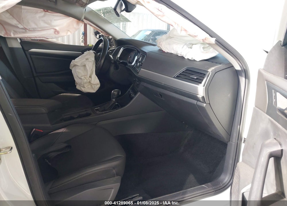 2019 VOLKSWAGEN JETTA VIN: 3VWC57BUXKM139749