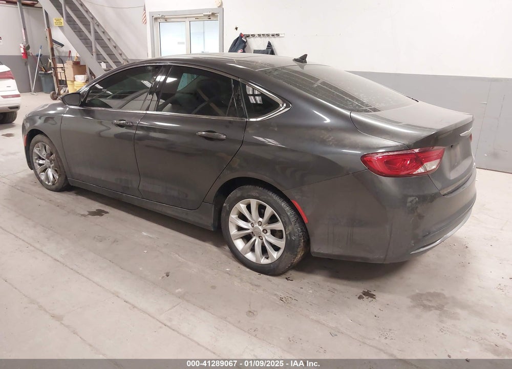 2015 CHRYSLER 200 VIN: 1C3CCCCB3FN735655
