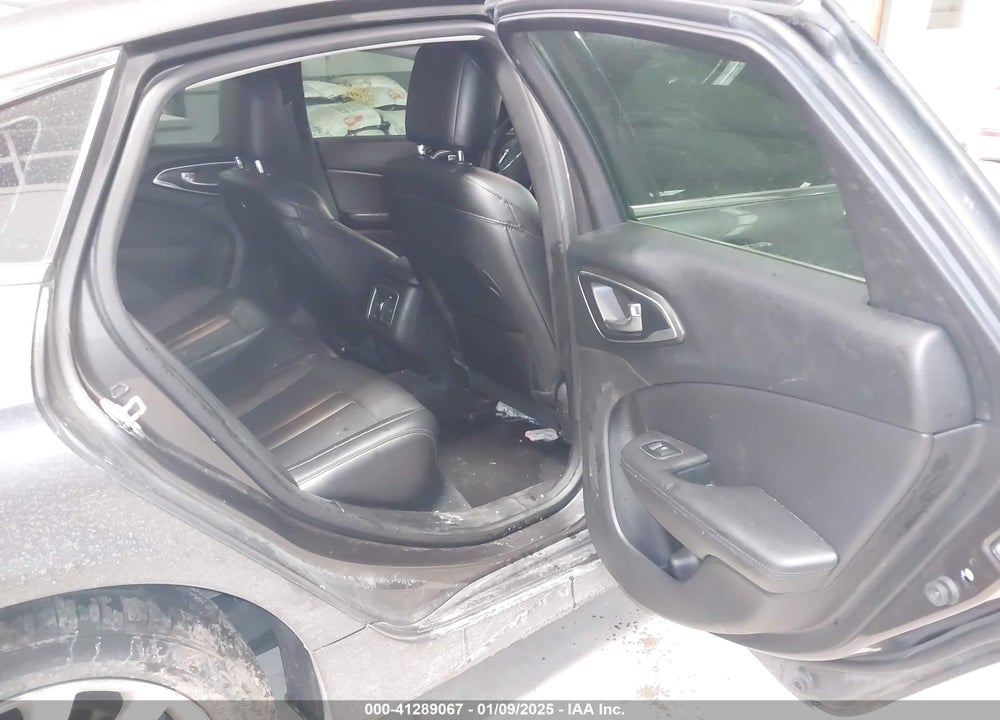 2015 CHRYSLER 200 VIN: 1C3CCCCB3FN735655