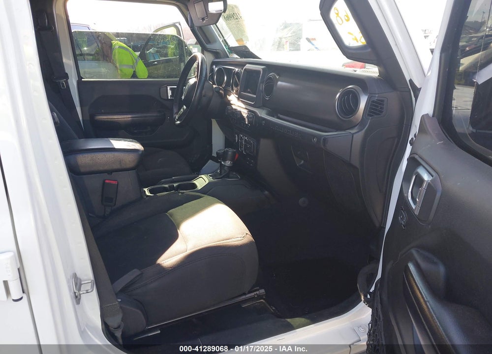 2019 JEEP WRANGLER UNLIMITED VIN: 1C4HJXDG1KW577779