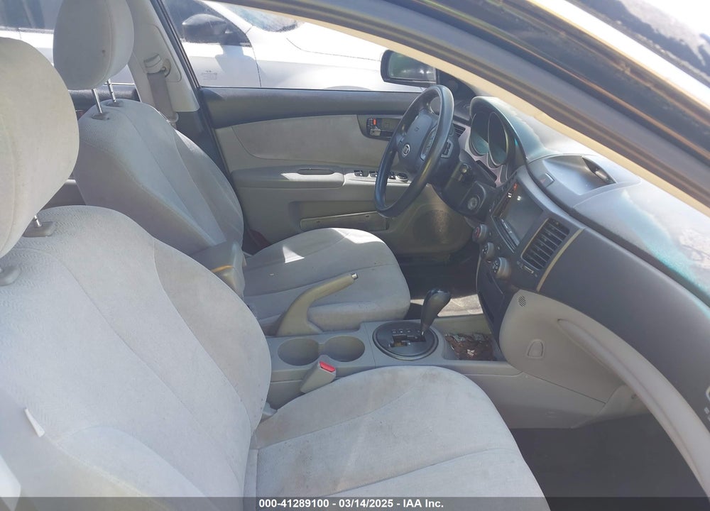 2009 KIA OPTIMA VIN: KNAGE228395365543