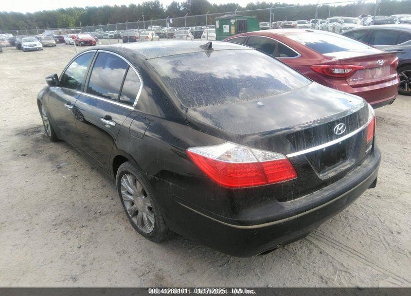 2009 HYUNDAI GENESIS VIN: KMHGC46E99U048680