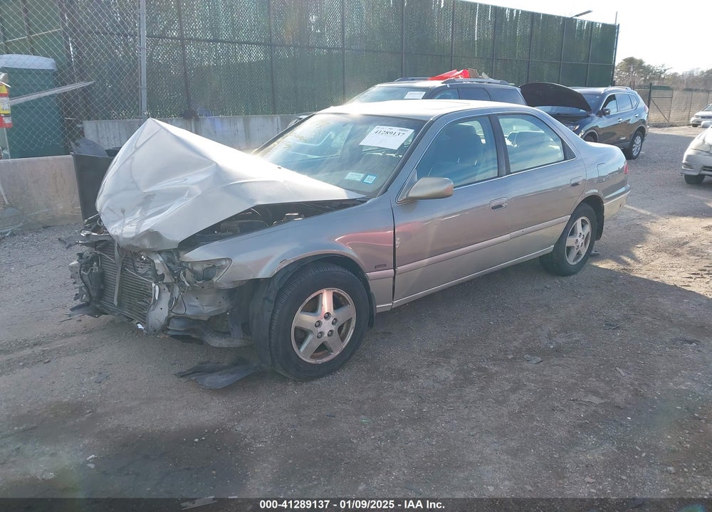 2001 TOYOTA CAMRY VIN: JT2BG22K110582201