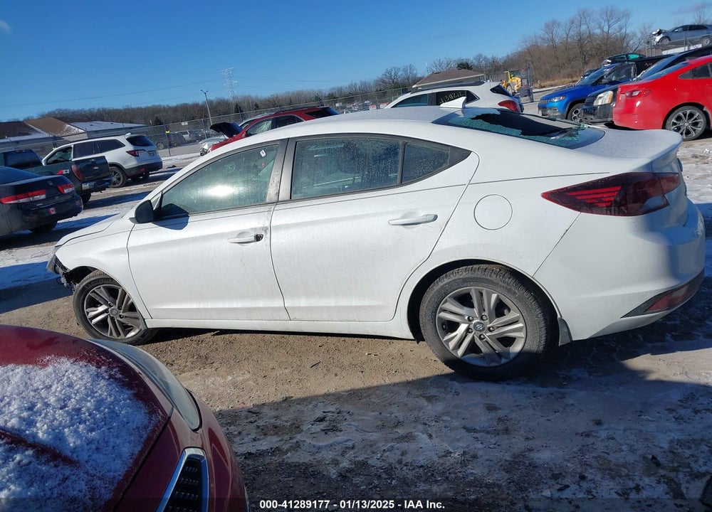 2019 HYUNDAI ELANTRA SEL VIN: 5NPD84LFXKH493631