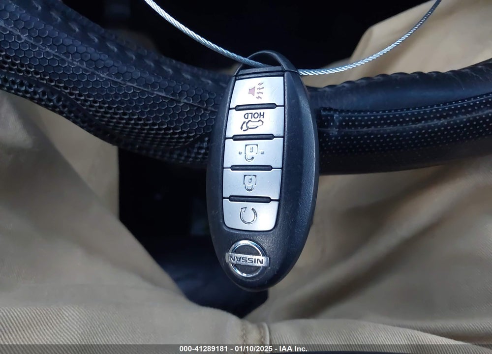 2014 NISSAN PATHFINDER SL VIN: 5N1AR2MM1EC681774